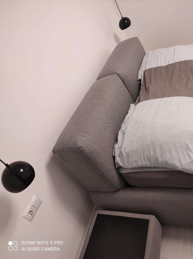 New Modern Apartment Uzhhorod Εξωτερικό φωτογραφία